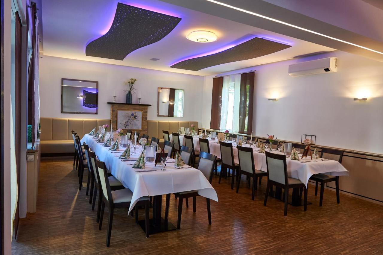 Biblis Hotel Restaurant Lindenhof מראה חיצוני תמונה