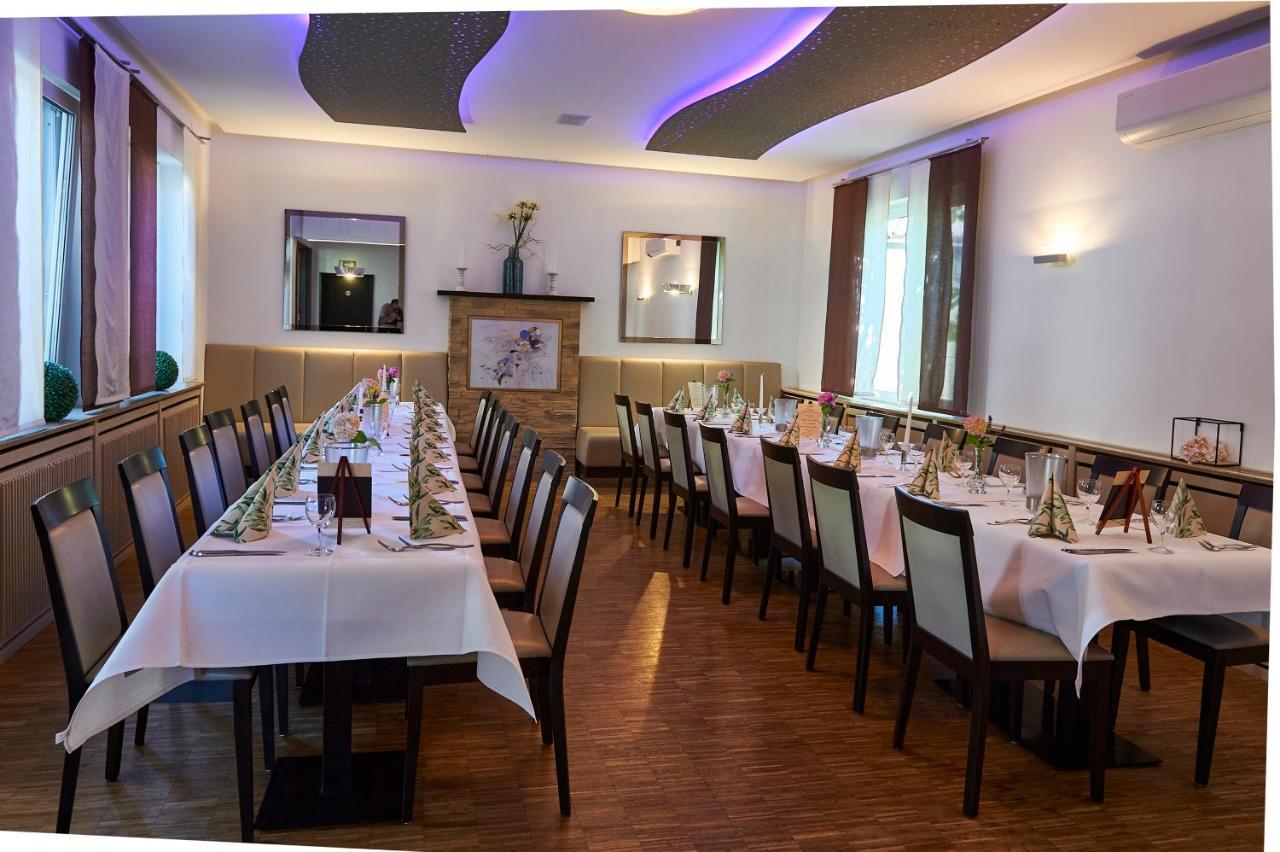 Biblis Hotel Restaurant Lindenhof מראה חיצוני תמונה